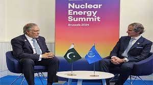 FM Dar, IAEA’s Grossi discuss issues related to nuclear energy