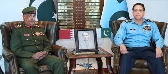 Bahrain National Guard commander calls on air chief
