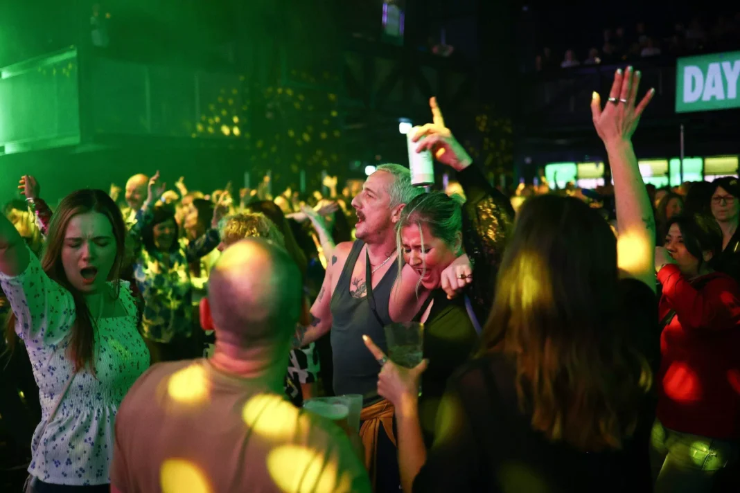 Midlifers in the UK go back in time by embracing daytime clubbing.