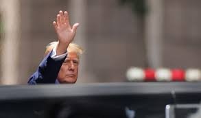 Trump heads to tech fundraiser in San Francisco, with some guests paying $300,000