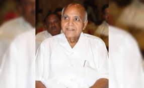 Rajinikanth, Chiranjeevi, Allu Arjun and Ram Charan pay tribute to Ramoji Rao